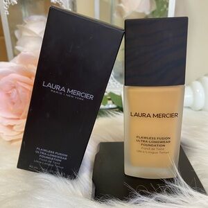 Laura Mercier Flawless Fusion Longwear Liquid Foundation BUTTERSCOTCH 2W2 30ml